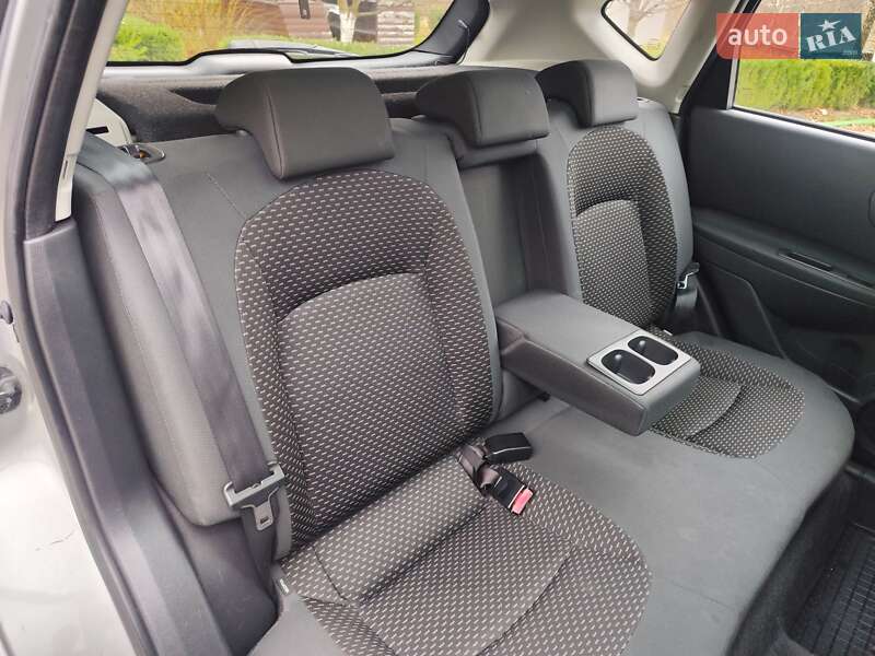 Позашляховик / Кросовер Nissan Qashqai 2008 в Звягелі