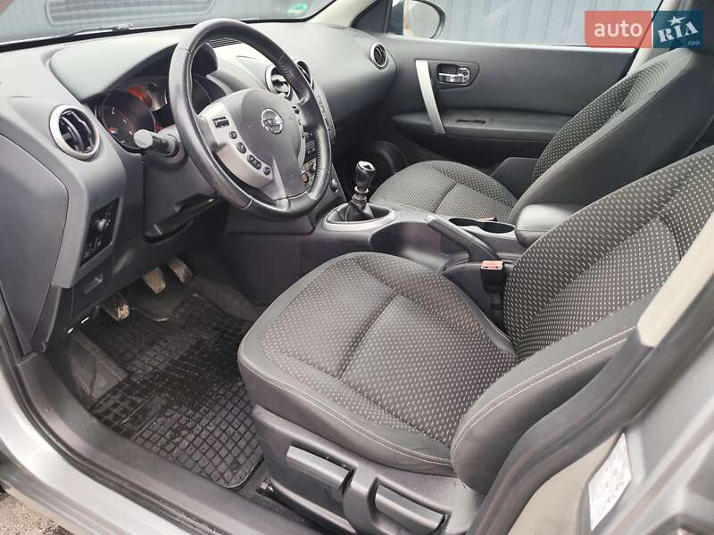 Позашляховик / Кросовер Nissan Qashqai 2008 в Звягелі