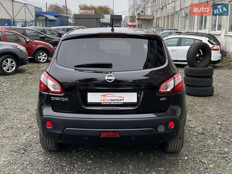 Внедорожник / Кроссовер Nissan Qashqai 2013 в Сумах