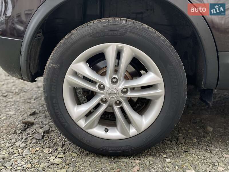 Внедорожник / Кроссовер Nissan Qashqai 2013 в Сумах