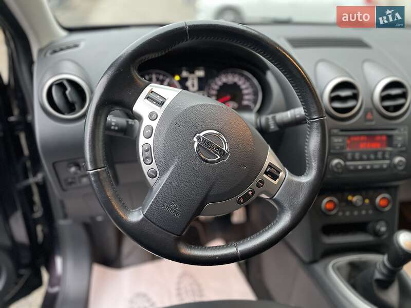 Внедорожник / Кроссовер Nissan Qashqai 2013 в Сумах