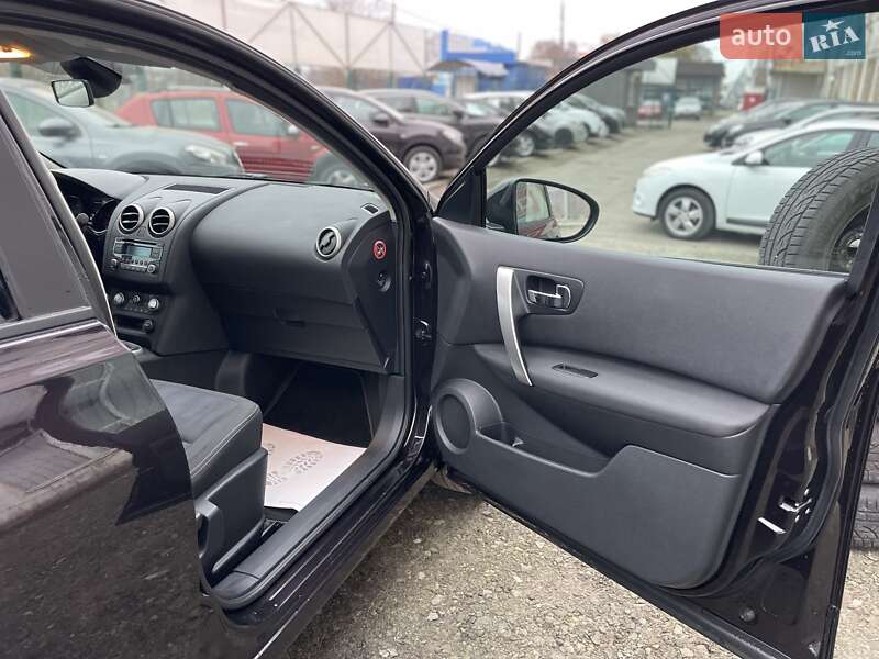 Внедорожник / Кроссовер Nissan Qashqai 2013 в Сумах