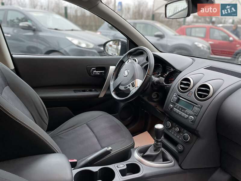 Внедорожник / Кроссовер Nissan Qashqai 2013 в Сумах