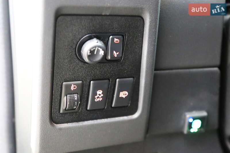 Внедорожник / Кроссовер Nissan Qashqai 2012 в Киеве