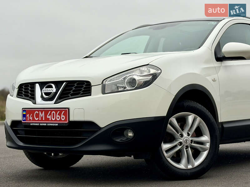 Позашляховик / Кросовер Nissan Qashqai 2010 в Вінниці