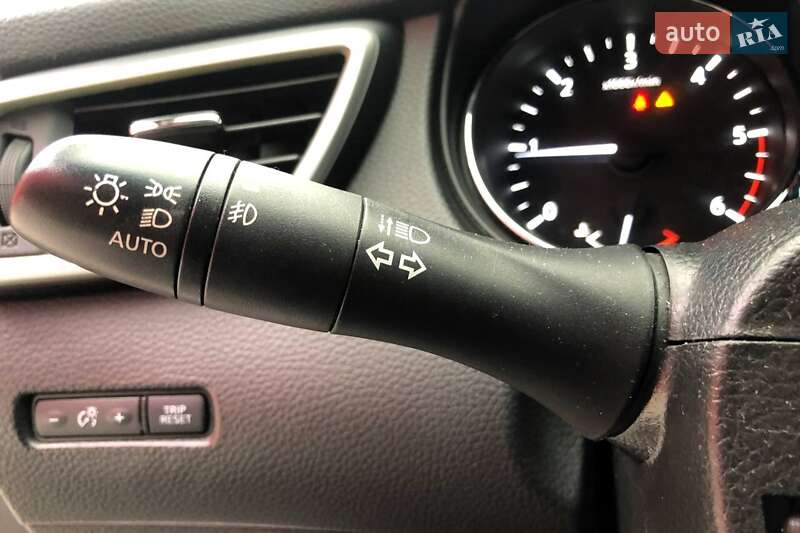 Внедорожник / Кроссовер Nissan Qashqai 2015 в Киеве фото 15 Внедорожник / Кроссовер Nissan Qashqai 2015 в Киеве