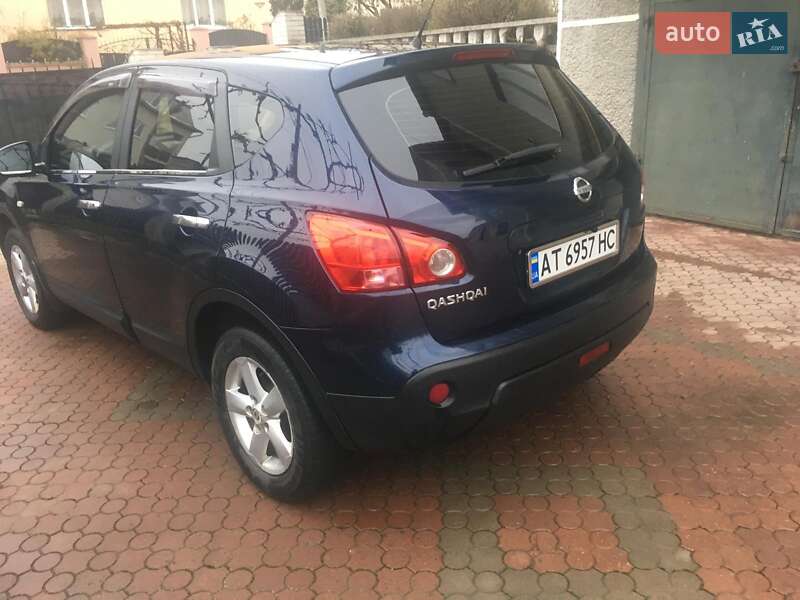 Позашляховик / Кросовер Nissan Qashqai 2007 в Івано-Франківську