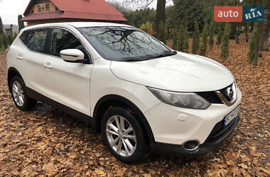 Позашляховик / Кросовер Nissan Qashqai 2015 в Тернополі