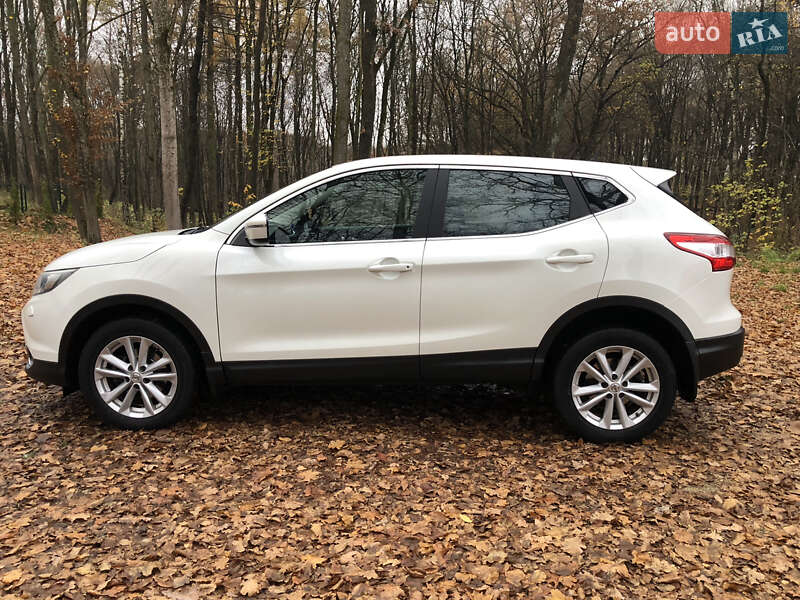 Внедорожник / Кроссовер Nissan Qashqai 2015 в Тернополе фото 27 Внедорожник / Кроссовер Nissan Qashqai 2015 в Тернополе