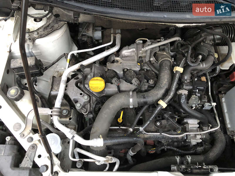 Внедорожник / Кроссовер Nissan Qashqai 2015 в Тернополе фото 77 Внедорожник / Кроссовер Nissan Qashqai 2015 в Тернополе