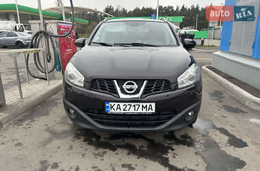 Позашляховик / Кросовер Nissan Qashqai 2010 в Києві
