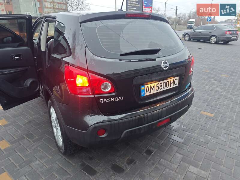 Внедорожник / Кроссовер Nissan Qashqai 2009 в Ровно