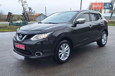 Внедорожник / Кроссовер Nissan Qashqai 2015 в Новоархангельске