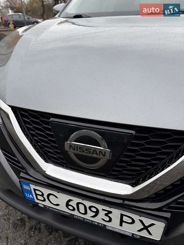 Позашляховик / Кросовер Nissan Qashqai 2018 в Львові