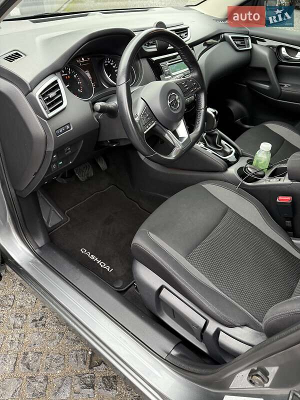 Позашляховик / Кросовер Nissan Qashqai 2018 в Львові