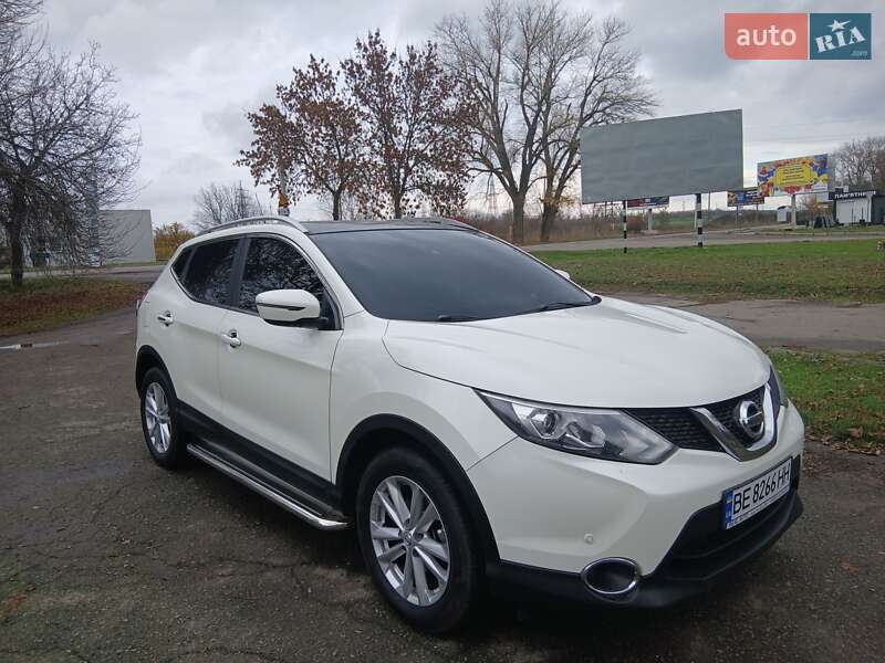 Позашляховик / Кросовер Nissan Qashqai 2015 в Первомайську фото 14 Позашляховик / Кросовер Nissan Qashqai 2015 в Первомайську