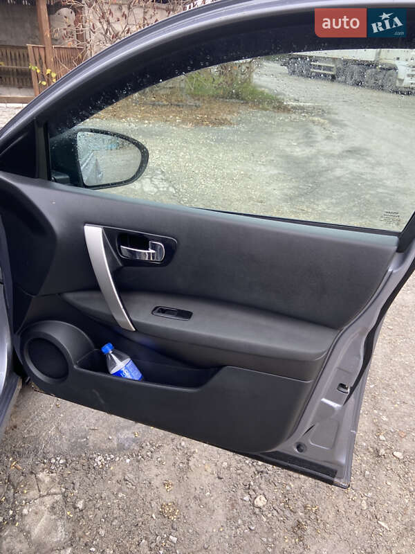 Внедорожник / Кроссовер Nissan Qashqai 2011 в Дунаевцах фото 26 Внедорожник / Кроссовер Nissan Qashqai 2011 в Дунаевцах