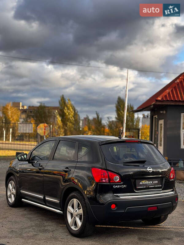 Позашляховик / Кросовер Nissan Qashqai 2008 в Києві