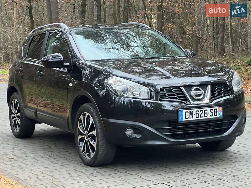 Позашляховик / Кросовер Nissan Qashqai 2012 в Львові