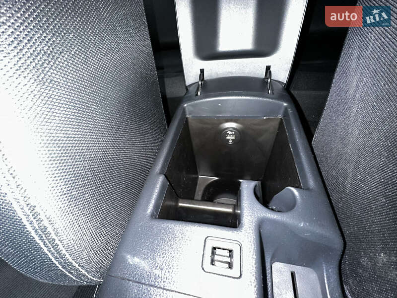 Внедорожник / Кроссовер Nissan Qashqai 2011 в Житомире фото 37 Внедорожник / Кроссовер Nissan Qashqai 2011 в Житомире