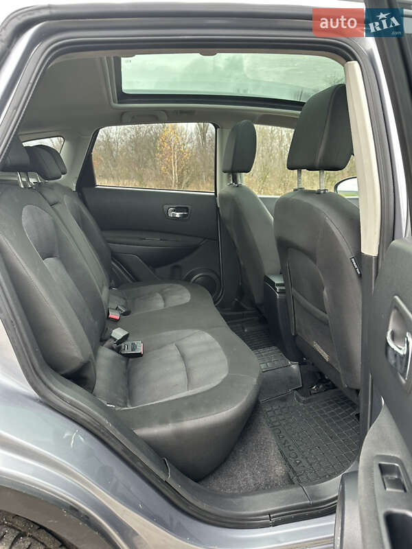 Внедорожник / Кроссовер Nissan Qashqai 2010 в Хмельницком