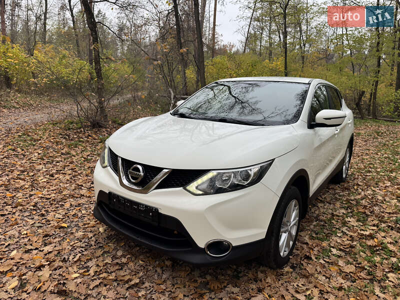 Внедорожник / Кроссовер Nissan Qashqai 2017 в Киеве