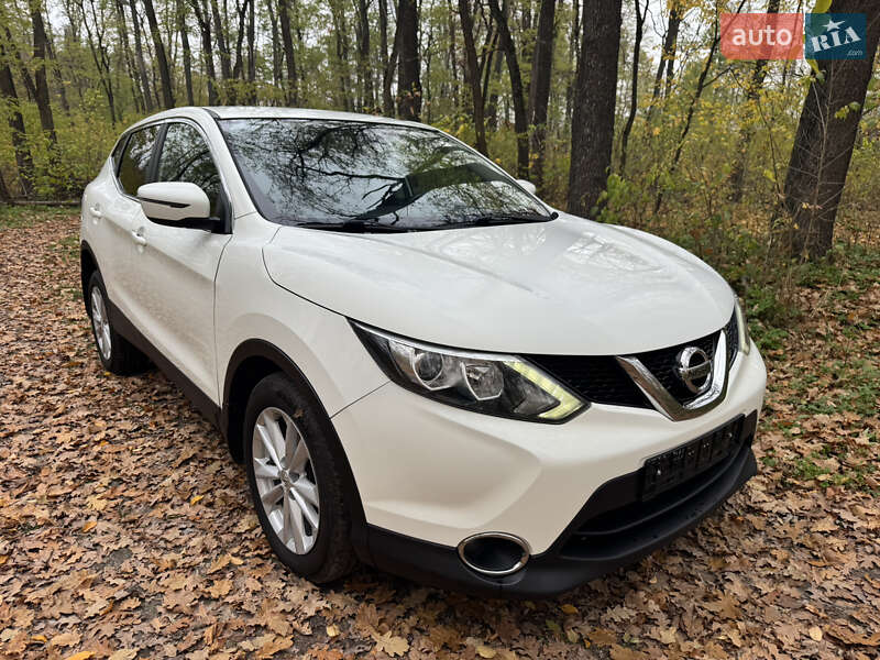 Внедорожник / Кроссовер Nissan Qashqai 2017 в Киеве