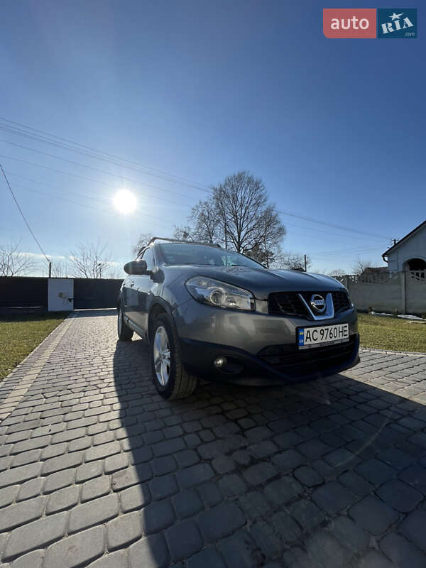 Позашляховик / Кросовер Nissan Qashqai 2011 в Турійську