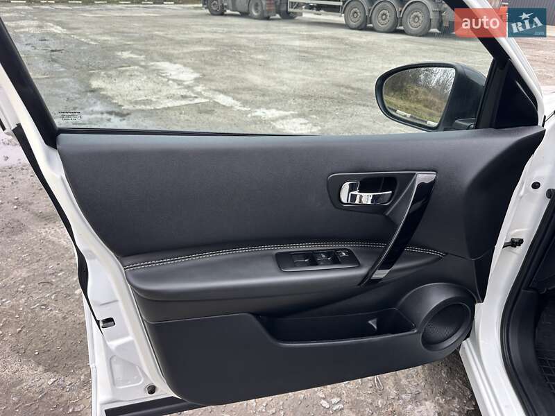 Внедорожник / Кроссовер Nissan Qashqai 2013 в Бердичеве