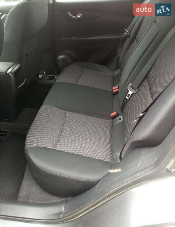 Позашляховик / Кросовер Nissan Qashqai 2014 в Луцьку