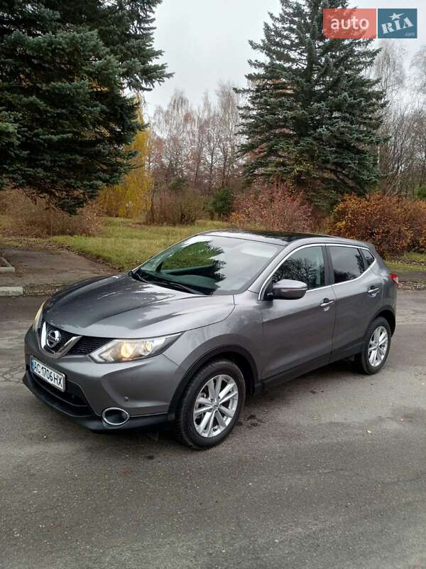 Позашляховик / Кросовер Nissan Qashqai 2014 в Луцьку