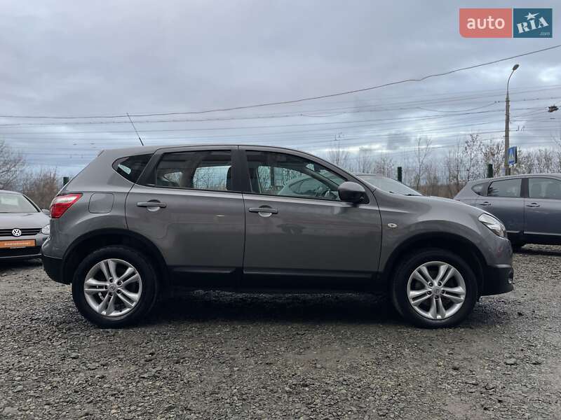 Внедорожник / Кроссовер Nissan Qashqai 2010 в Сумах фото 2 Внедорожник / Кроссовер Nissan Qashqai 2010 в Сумах