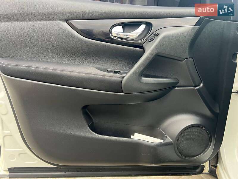 Внедорожник / Кроссовер Nissan Qashqai 2017 в Львове фото 15 Внедорожник / Кроссовер Nissan Qashqai 2017 в Львове