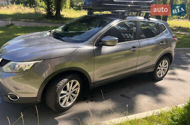 Позашляховик / Кросовер Nissan Qashqai 2015 в Чернігові