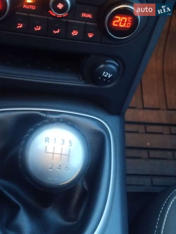 Внедорожник / Кроссовер Nissan Qashqai 2011 в Новых Санжарах