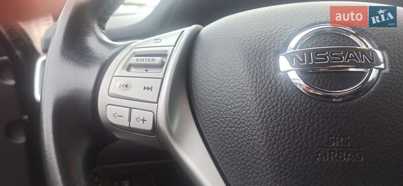 Позашляховик / Кросовер Nissan Qashqai 2016 в Броварах