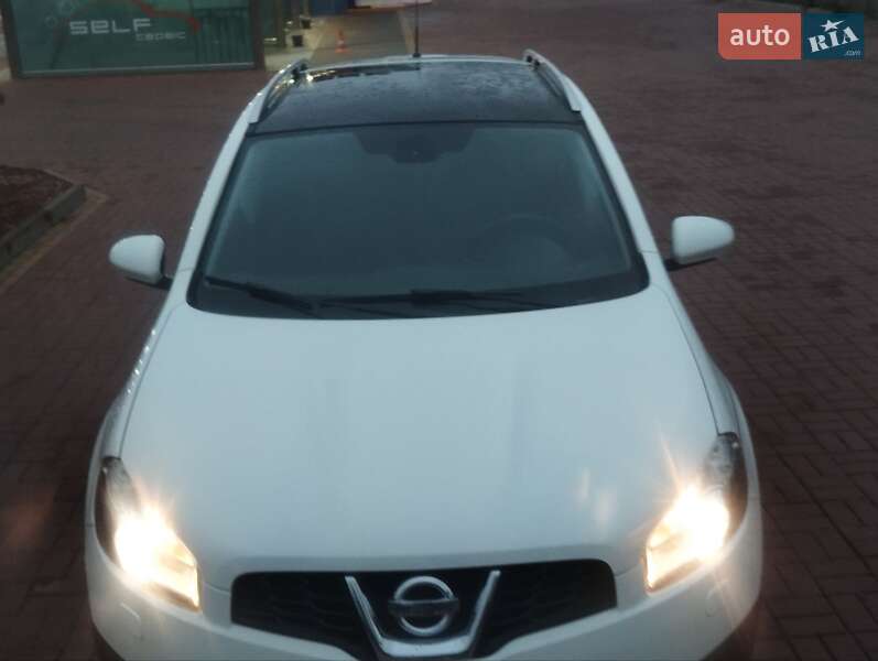 Внедорожник / Кроссовер Nissan Qashqai 2011 в Новых Санжарах