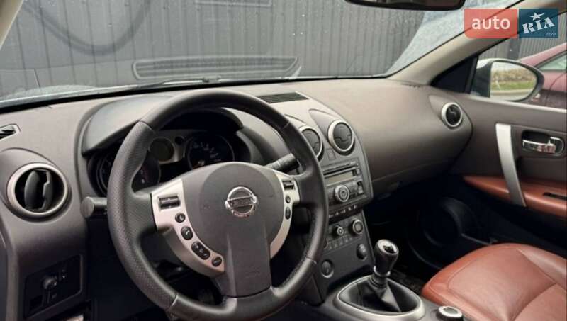 Внедорожник / Кроссовер Nissan Qashqai 2006 в Городке