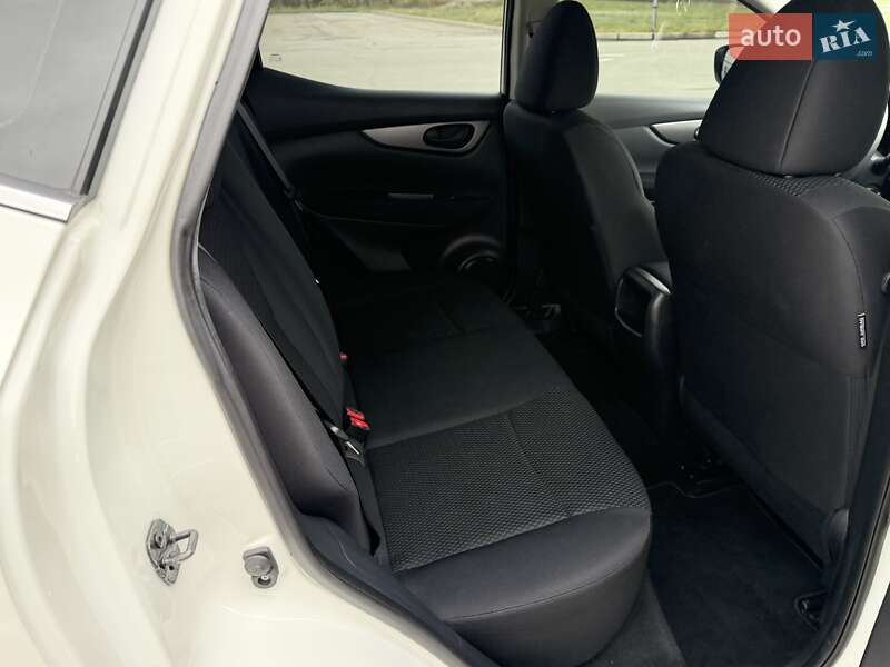 Внедорожник / Кроссовер Nissan Qashqai 2021 в Днепре