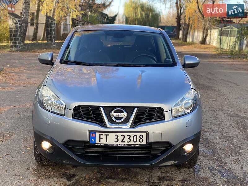 Внедорожник / Кроссовер Nissan Qashqai 2010 в Звягеле фото 3 Внедорожник / Кроссовер Nissan Qashqai 2010 в Звягеле