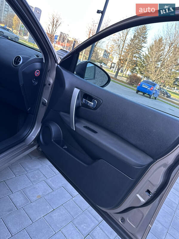 Внедорожник / Кроссовер Nissan Qashqai 2012 в Луцке фото 36 Внедорожник / Кроссовер Nissan Qashqai 2012 в Луцке