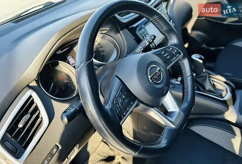Позашляховик / Кросовер Nissan Qashqai 2018 в Дніпрі фото 8 Позашляховик / Кросовер Nissan Qashqai 2018 в Дніпрі