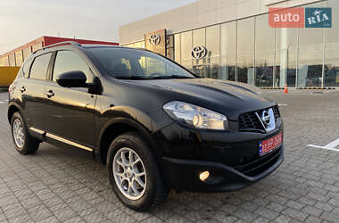 Внедорожник / Кроссовер Nissan Qashqai 2013 в Ровно