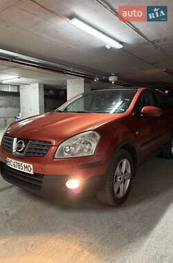 Позашляховик / Кросовер Nissan Qashqai 2008 в Львові
