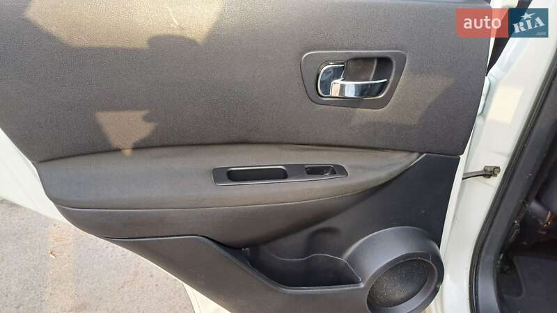 Внедорожник / Кроссовер Nissan Qashqai 2011 в Звягеле фото 27 Внедорожник / Кроссовер Nissan Qashqai 2011 в Звягеле
