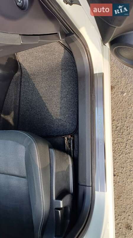 Внедорожник / Кроссовер Nissan Qashqai 2011 в Звягеле фото 37 Внедорожник / Кроссовер Nissan Qashqai 2011 в Звягеле