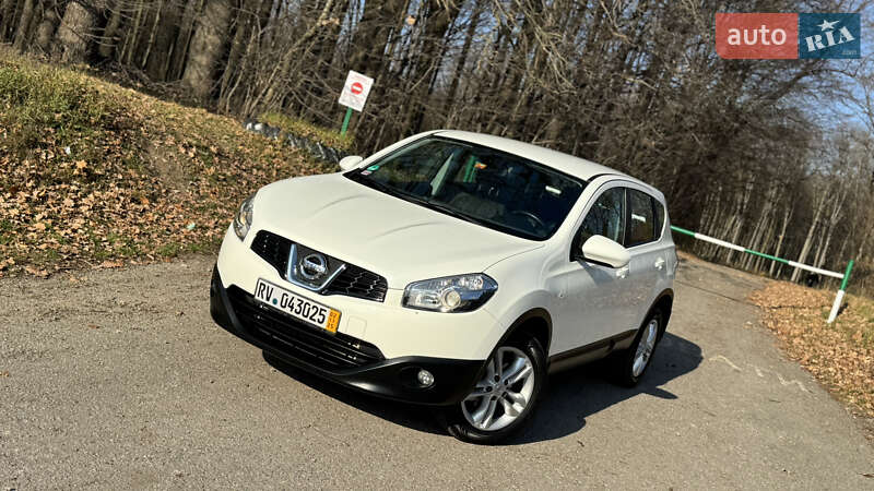 Внедорожник / Кроссовер Nissan Qashqai 2014 в Виннице