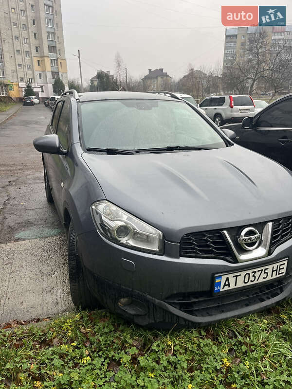Внедорожник / Кроссовер Nissan Qashqai 2010 в Калуше