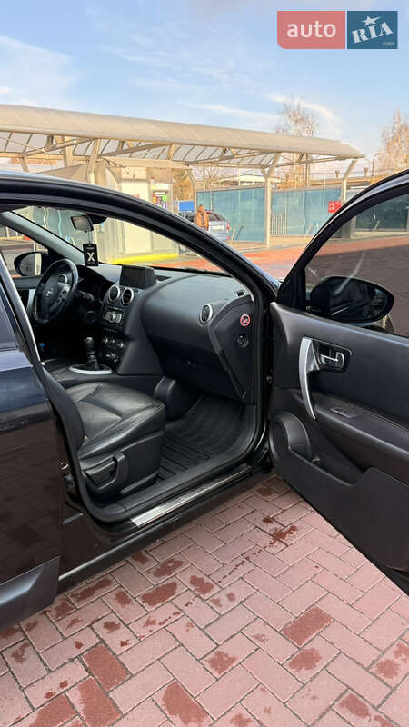 Позашляховик / Кросовер Nissan Qashqai 2008 в Рівному