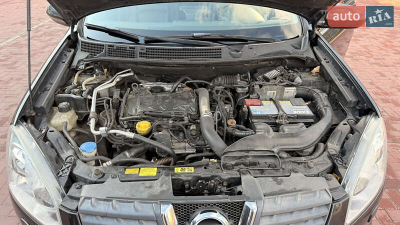 Позашляховик / Кросовер Nissan Qashqai 2008 в Рівному